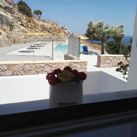Bouganville Stegna Archangelos (Rhodes)